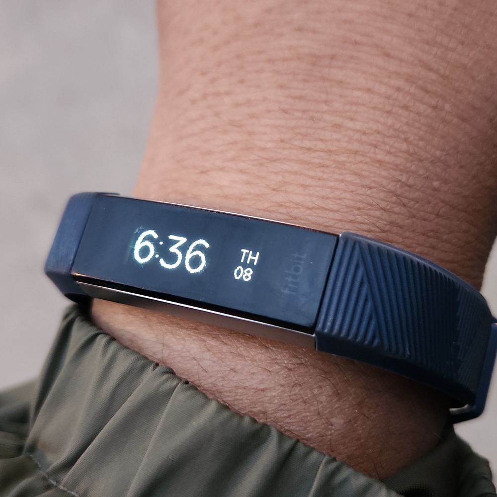 Fitbit Alta HR